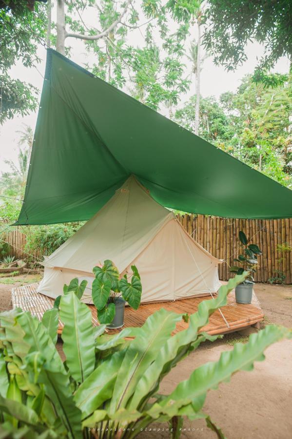 Shenanigans Glamping Resort Zamboanguita  Экстерьер фото