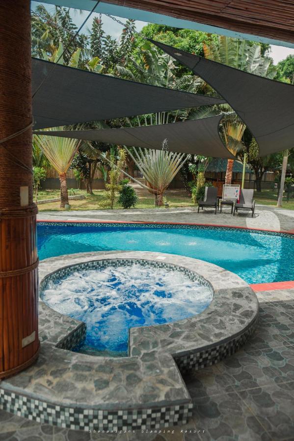 Shenanigans Glamping Resort Zamboanguita  Экстерьер фото