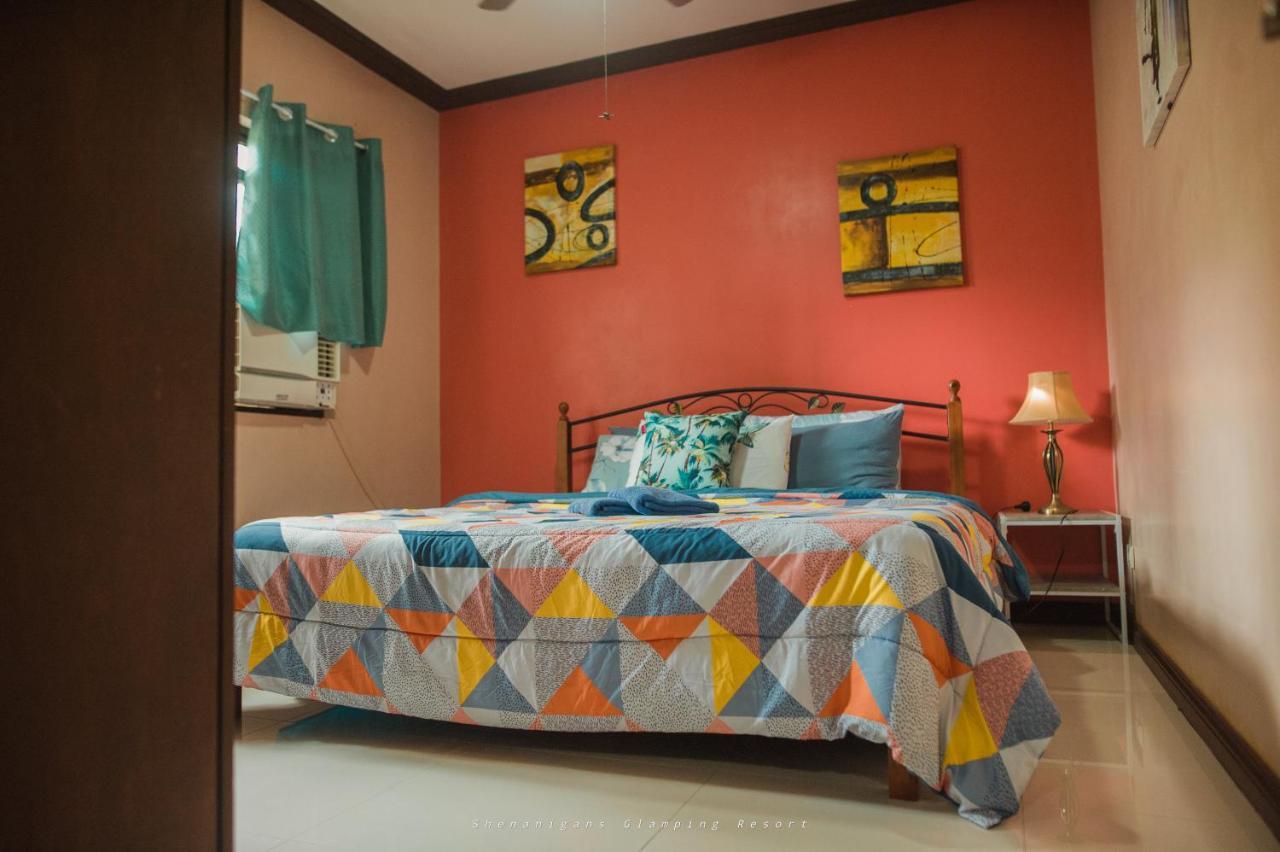 Shenanigans Glamping Resort Zamboanguita  Экстерьер фото