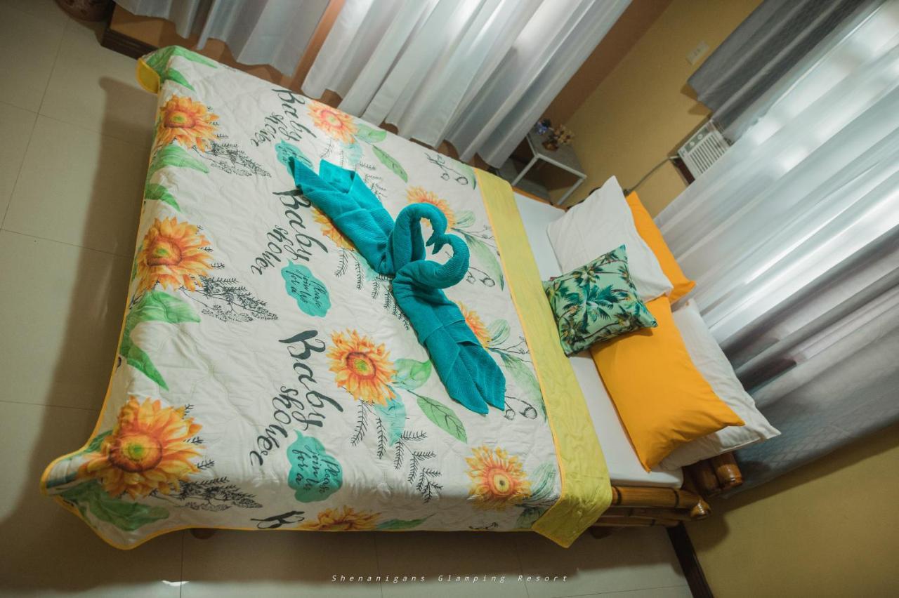 Shenanigans Glamping Resort Zamboanguita  Экстерьер фото