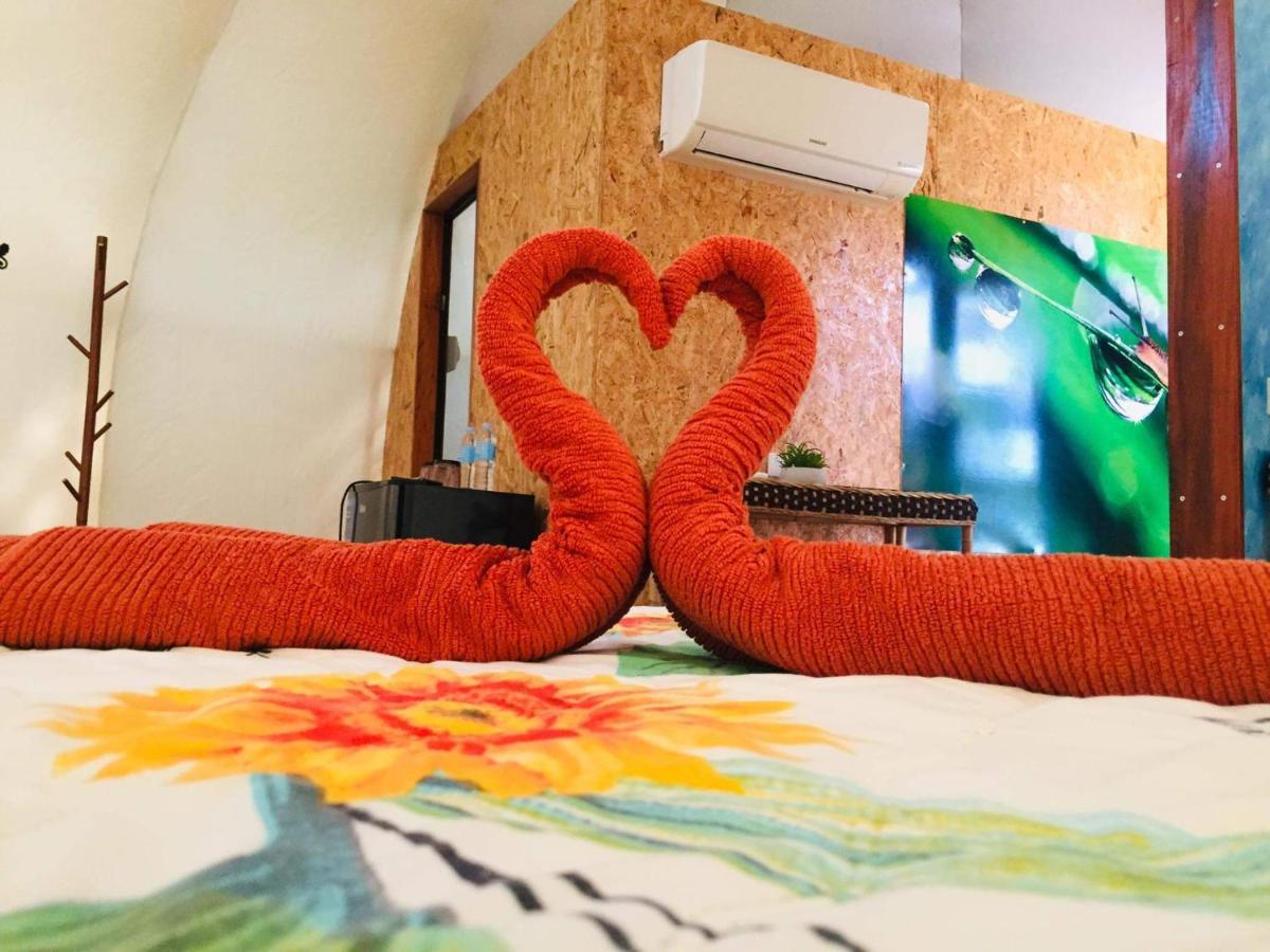 Shenanigans Glamping Resort Zamboanguita  Экстерьер фото